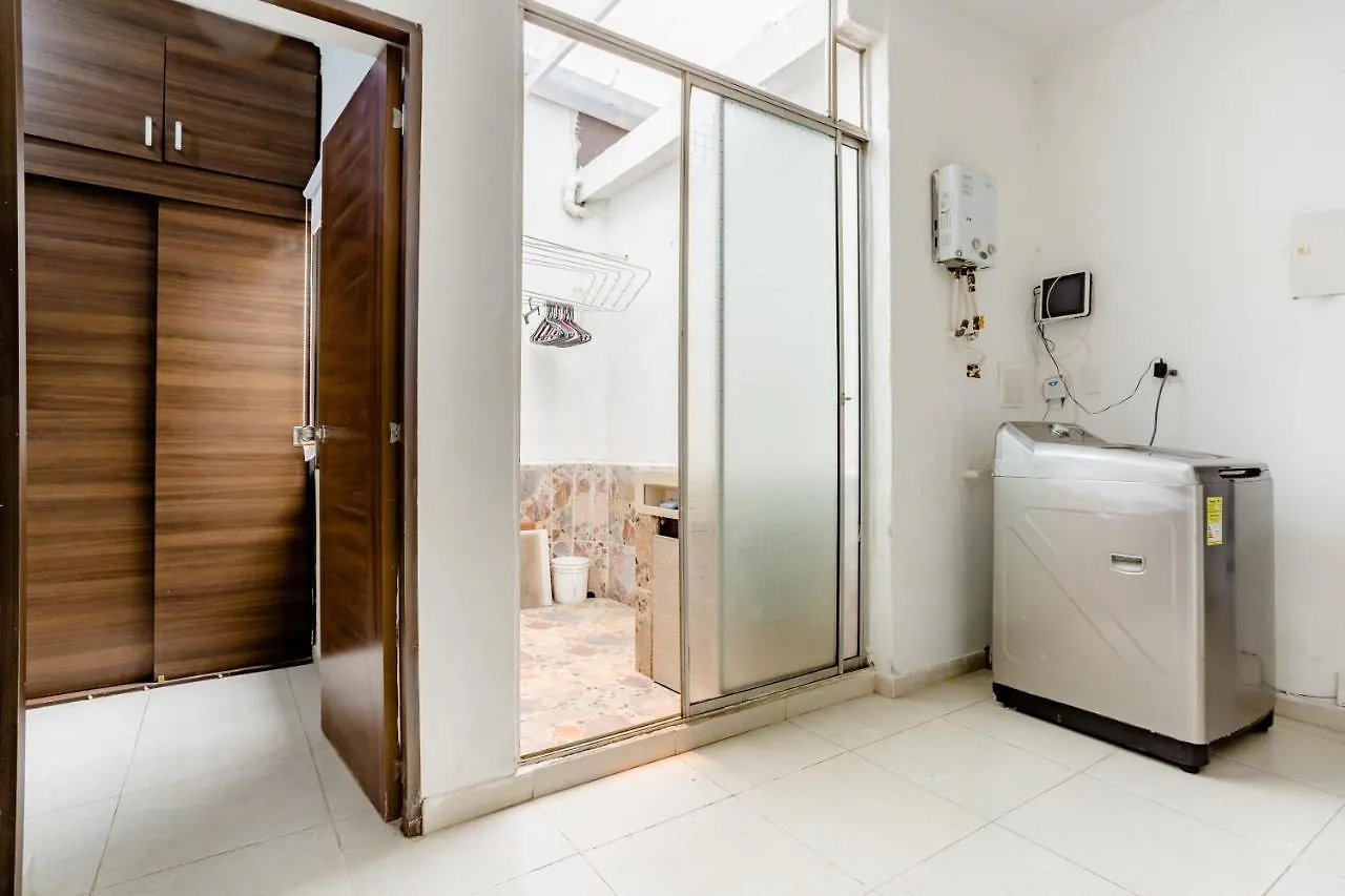 Homestay Apartamento Turistico Medellin Laureles, By Family Rooms